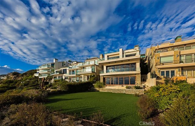$24,995,000 | 25 Bay, Laguna Beach, CA 92651
