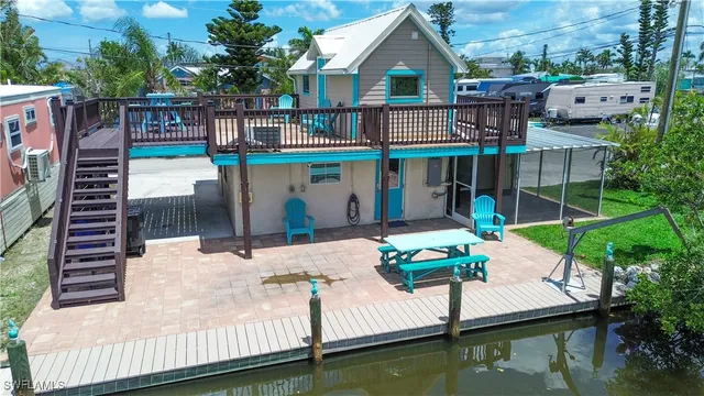 $277,000 | 2595 Pine Street, Matlacha, FL 33993