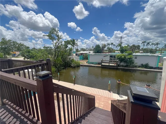 $277,000 | 2595 Pine Street, Matlacha, FL 33993