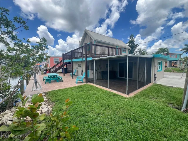 $277,000 | 2595 Pine Street, Matlacha, FL 33993