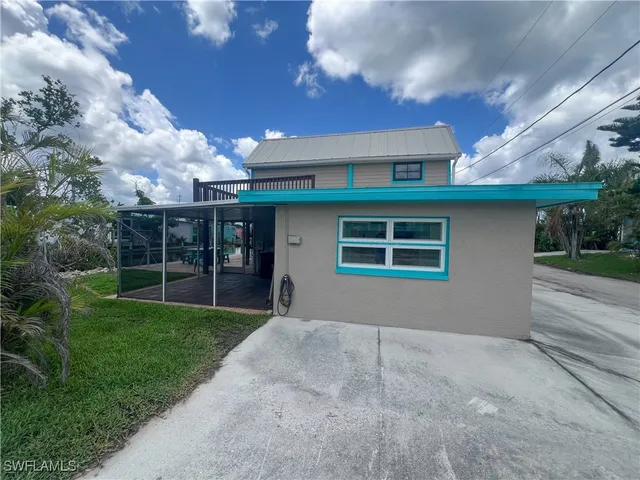 $277,000 | 2595 Pine Street, Matlacha, FL 33993