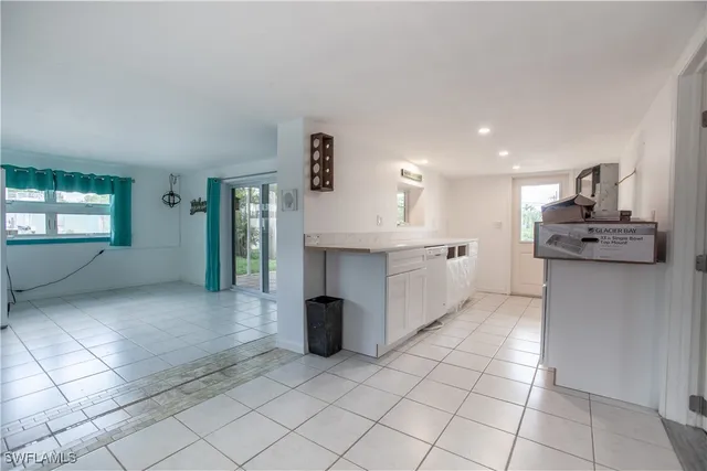 $277,000 | 2595 Pine Street, Matlacha, FL 33993