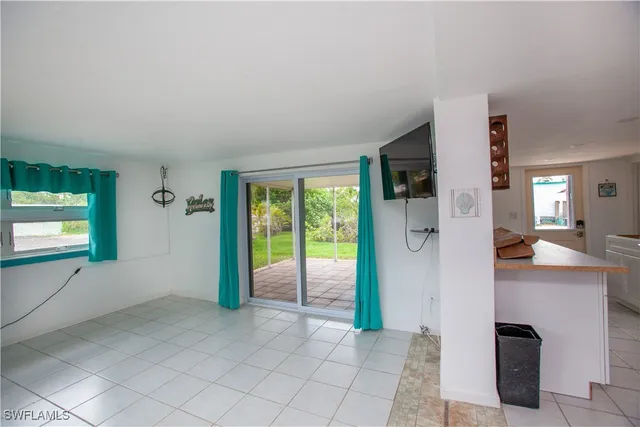 $277,000 | 2595 Pine Street, Matlacha, FL 33993