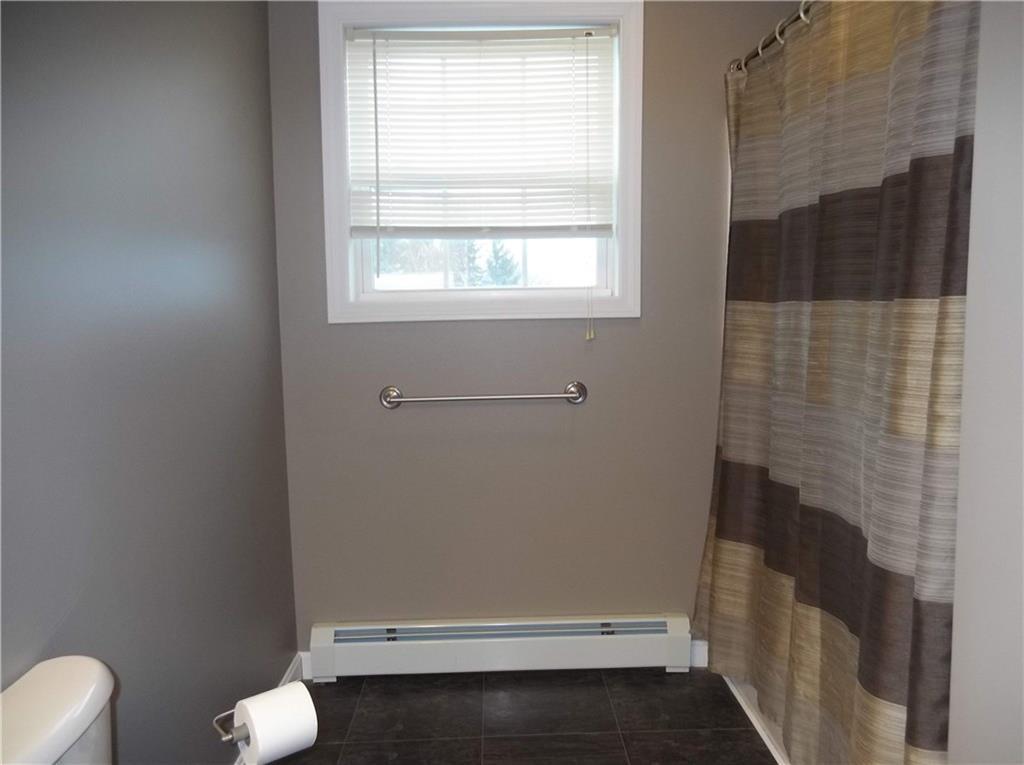 37 Wellesley Way Bangor, ME 04401 - Photo 10 of 19 Photo