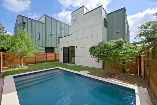 $950,000 | 1104 1/2 Gunter Street, Austin, TX 78702