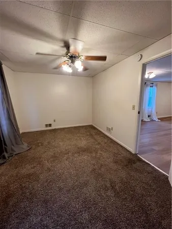 $750 | 813 6th Avenue, Unit 3, Beaver Falls, PA 15010