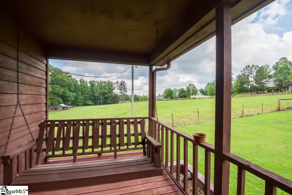 1161 Old Dacusville Road Easley, SC 29640 - Photo 4 of 28