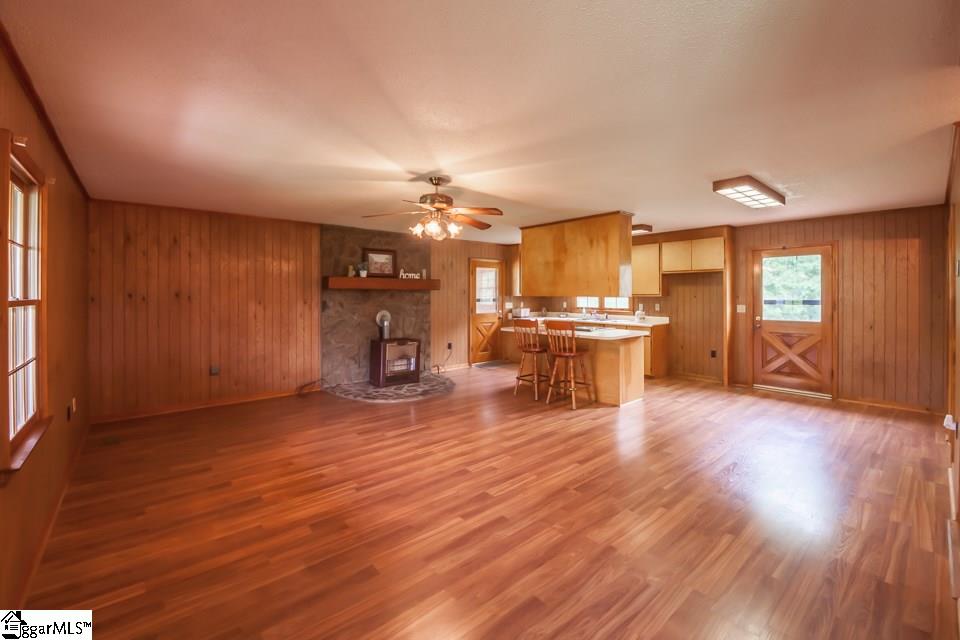 1161 Old Dacusville Road Easley, SC 29640 - Photo 5 of 28