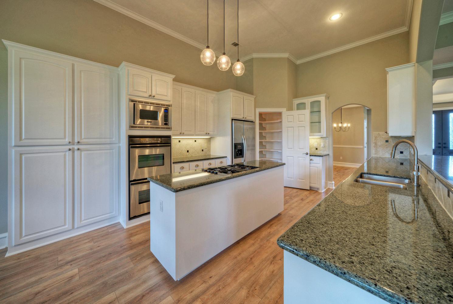 12012 Uplands Ridge Drive Bee Cave, TX 78738 - Photo 18 of 39