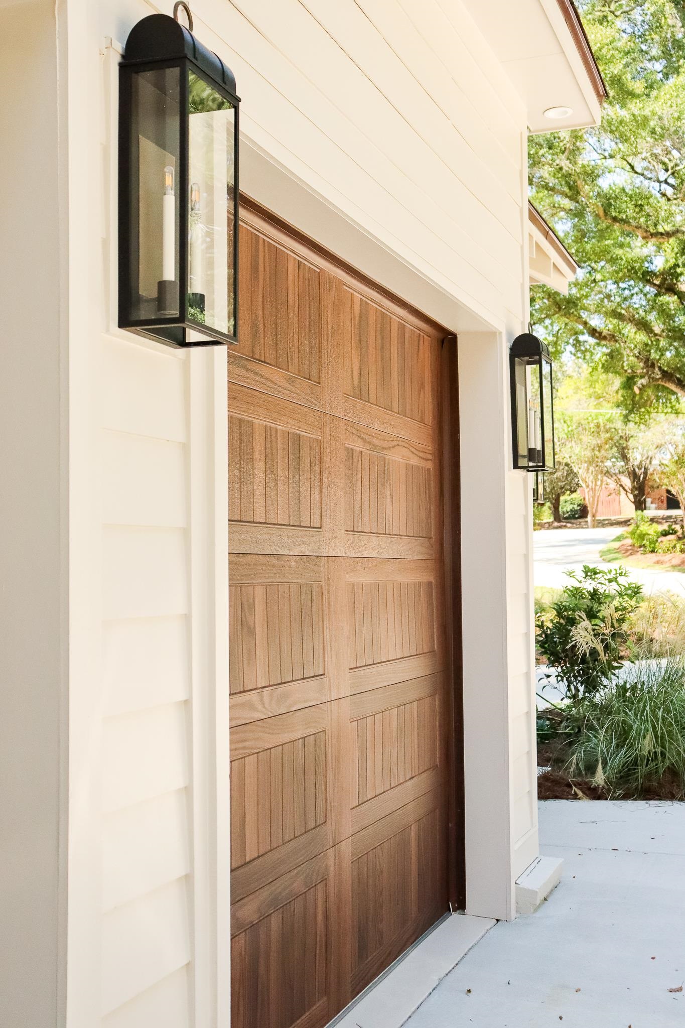 7248 Parker Road Fairhope, AL 36532 - Photo 23 of 55 Garage
