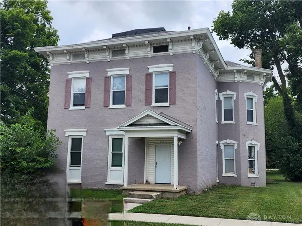 $1,050 | 270 East Market Street, Xenia, OH 45385