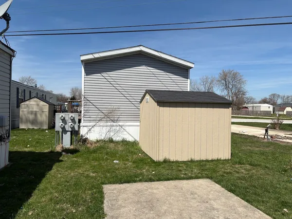 $60,000 | 602 Virginia Avenue, Lynwood, IL 60411