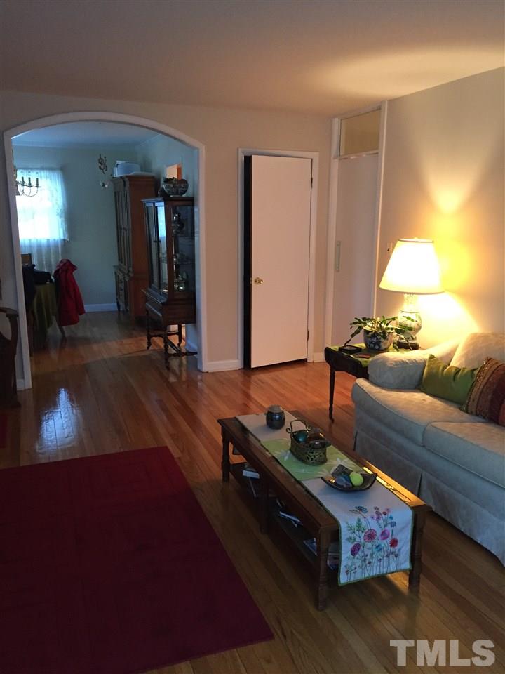 621 Quarry Street Raleigh, NC 27601 - Photo 3 of 5
