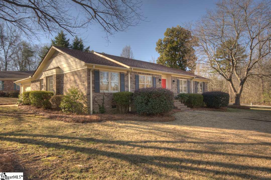 2 Ladbroke Road Greenville, SC 29615 - Photo 2 of 29 Gallery Image 2