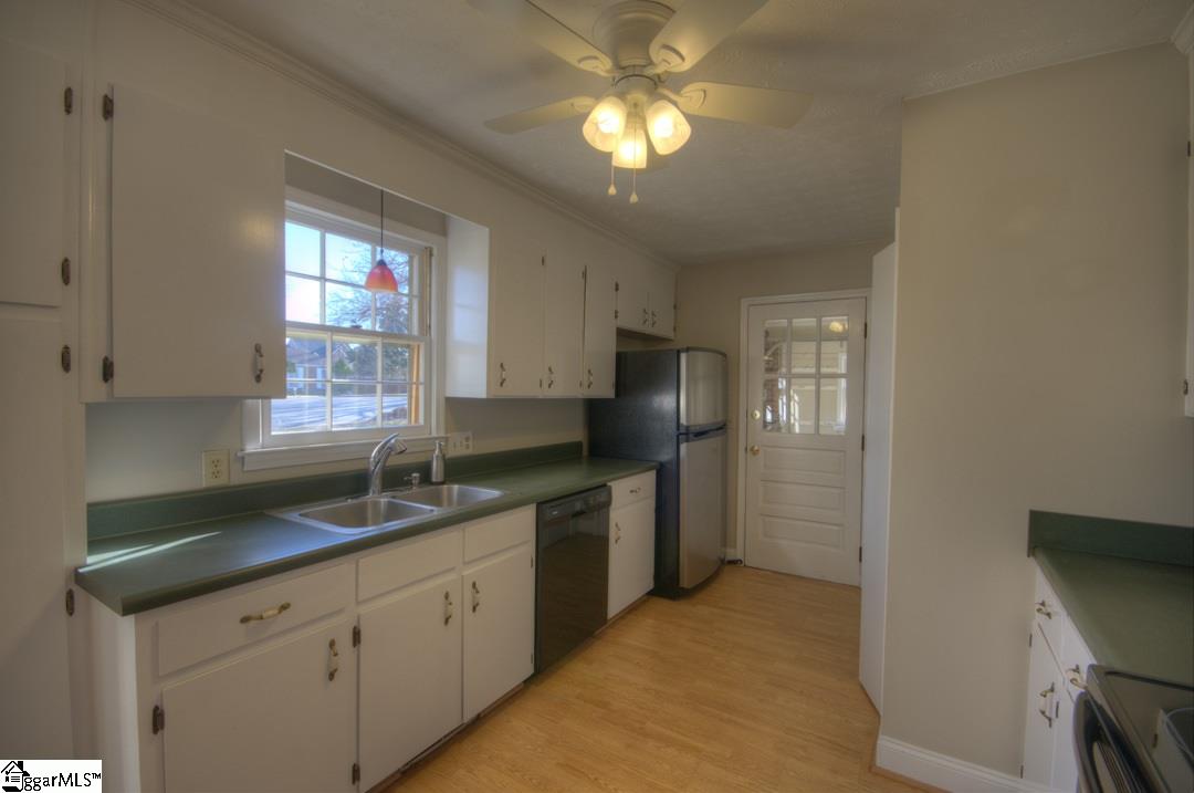 2 Ladbroke Road Greenville, SC 29615 - Photo 17 of 29 Gallery Image 17