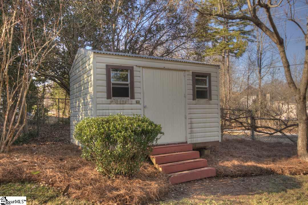 2 Ladbroke Road Greenville, SC 29615 - Photo 4 of 29 Gallery Image 4