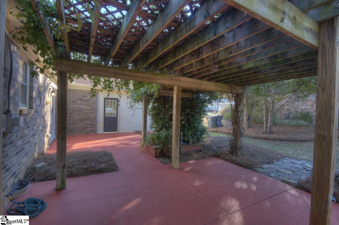 2 Ladbroke Road Greenville, SC 29615 - Photo 6 of 29 Gallery Image 6