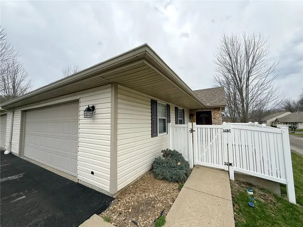 $159,900 | 427 Jennie Lane, New Castle, PA 16101