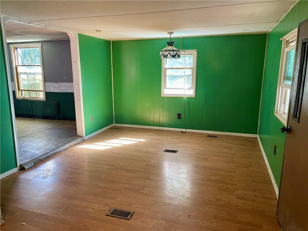 2140 Toy Road Kittanning, PA 16201 - Photo 5 of 15