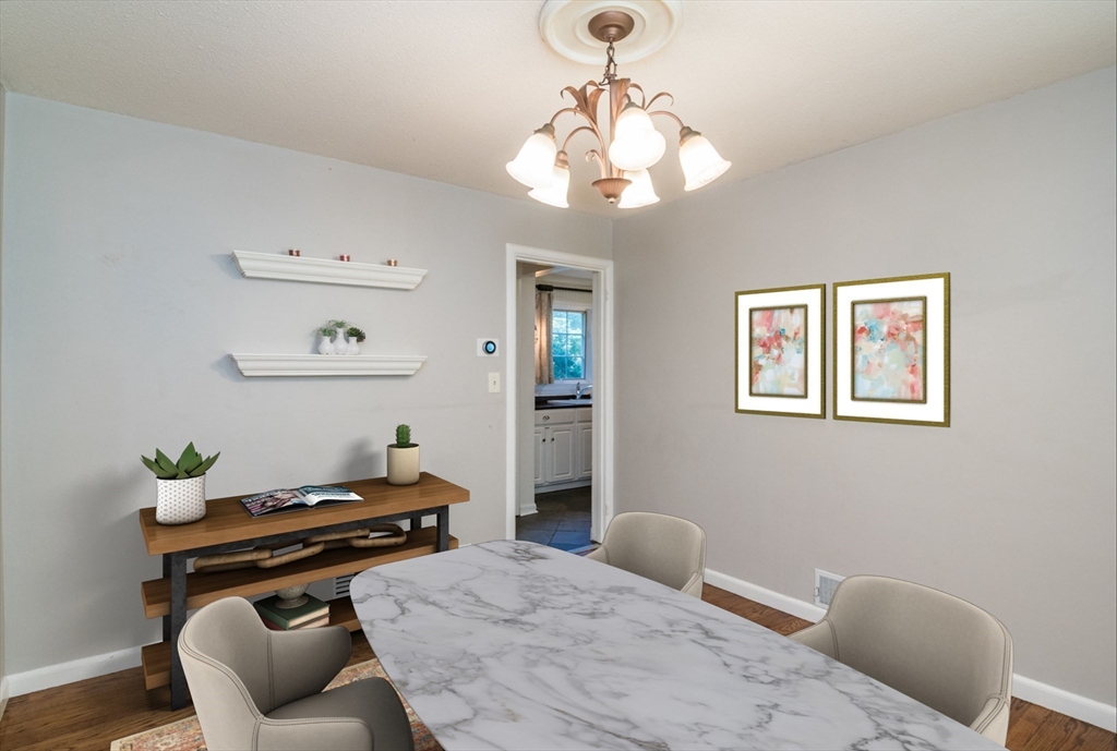 115 Abbott Street Springfield, MA 01118 - Photo 5 of 24