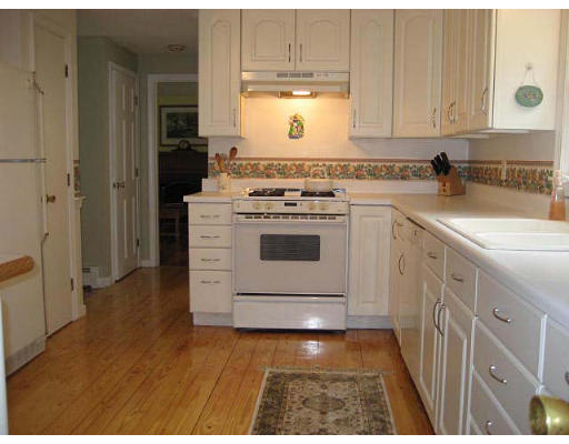 120 Topsfield Road Wenham, MA 01984 - Photo 5 of 13 Gallery Image 5