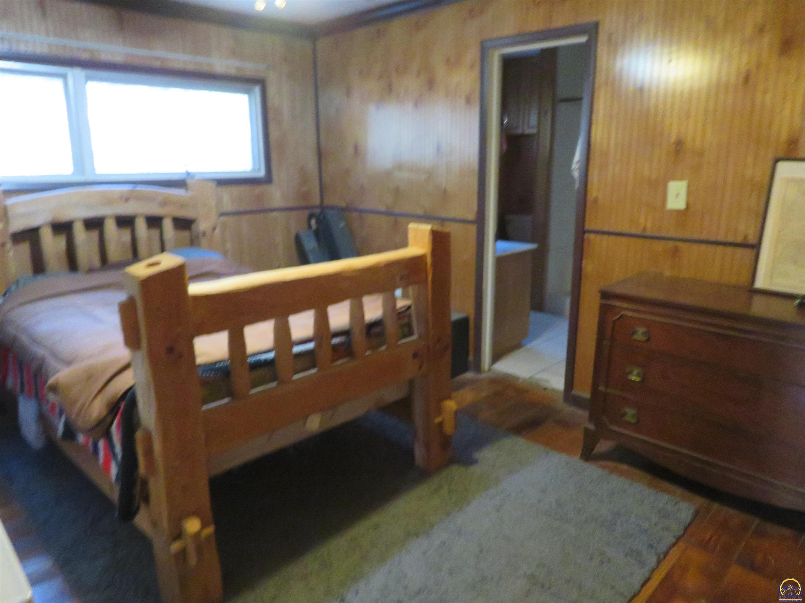 9263 Marion Road Oskaloosa, KS 66066 - Photo 13 of 40