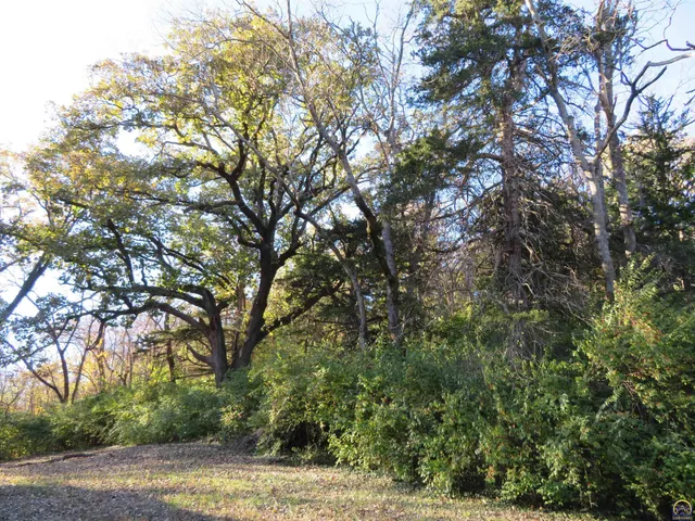 $260,000 | 9263 Marion Road, Oskaloosa, KS 66066