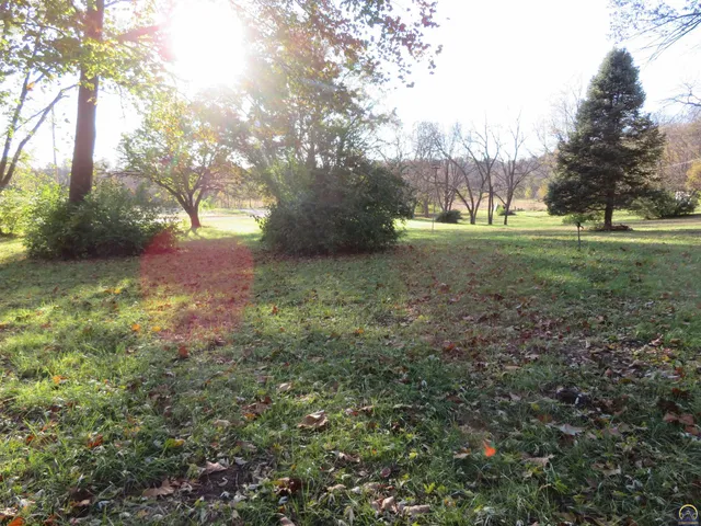 $260,000 | 9263 Marion Road, Oskaloosa, KS 66066