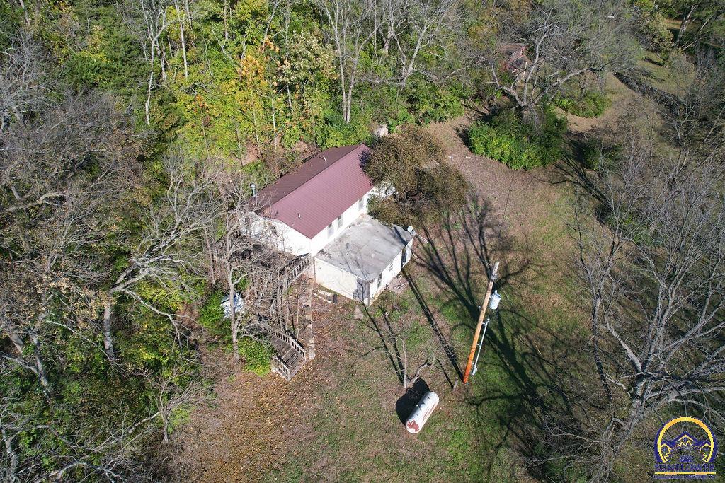 9263 Marion Road Oskaloosa, KS 66066 - Photo 31 of 40