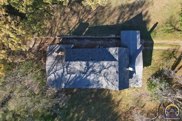 $260,000 | 9263 Marion Road, Oskaloosa, KS 66066