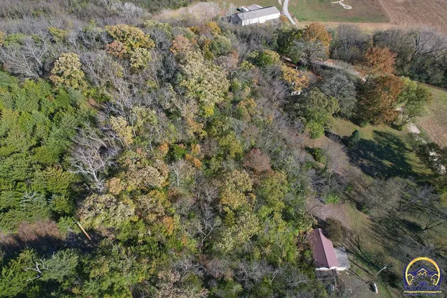 $260,000 | 9263 Marion Road, Oskaloosa, KS 66066