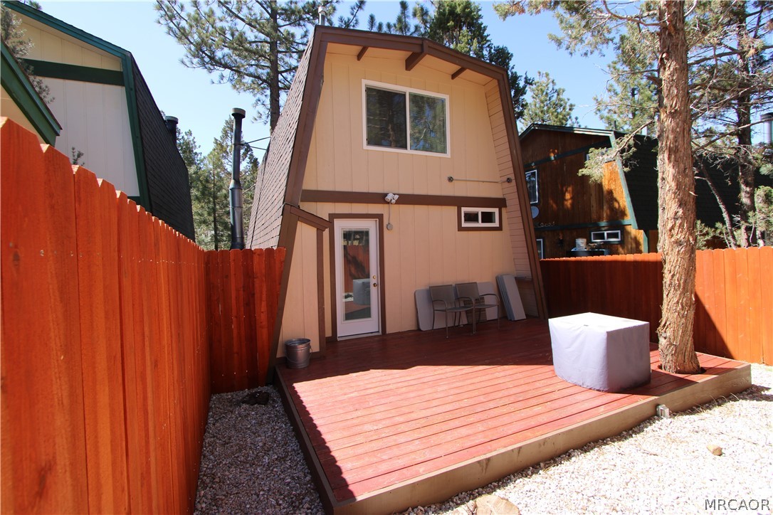 255 Riverside Avenue Sugarloaf, CA 92386 - Photo 18 of 19 Gallery Image 18