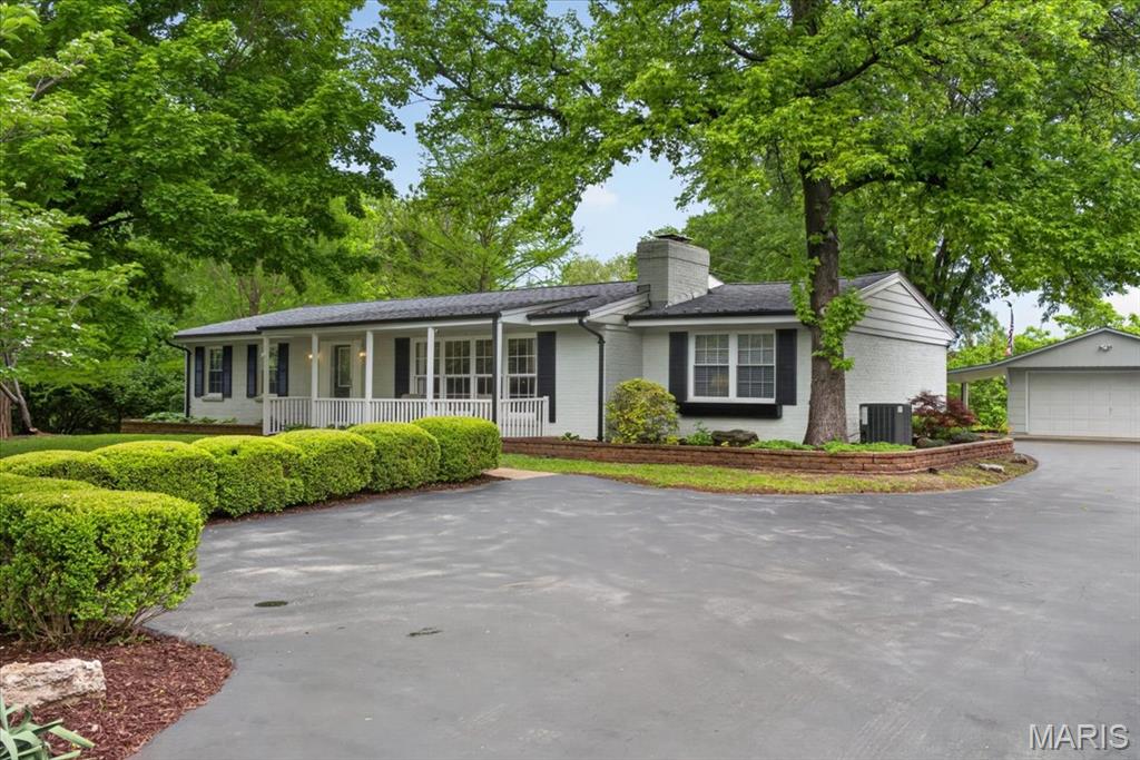 1300 Warson Road St. Louis, MO 63124 - Photo 1 of 30