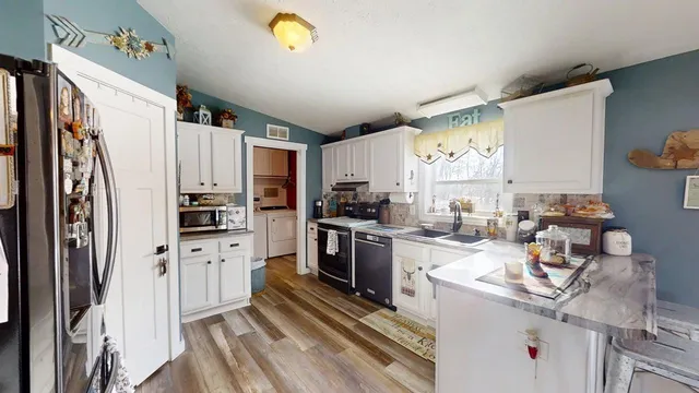 $335,000 | 416 North White Oak, Camargo, IL 61919