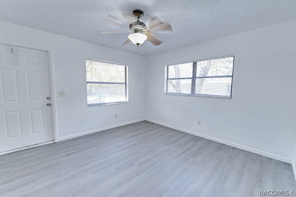 512 Long Avenue, Unit B Inverness, FL 34453 - Photo 5 of 20