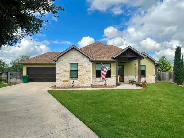 906 Canyon Oak Circle, Marble Falls, TX 78654