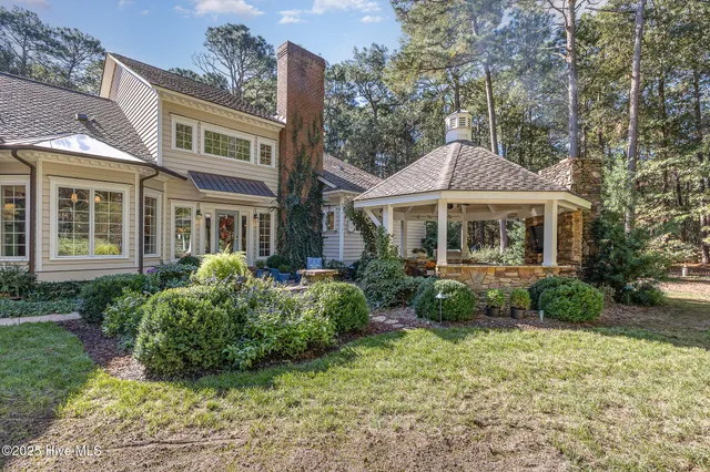 $970,000 | 672 Lake Wackena Road, Goldsboro, NC 27534