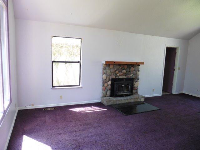 434 Sallsten Road Grants Pass, OR 97527 - Photo 8 of 21 Additional Photo