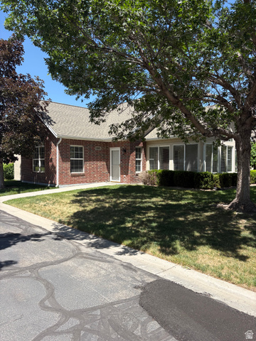 2047 West Abbey View Road, Unit 17C West Jordan, UT 84088 - Photo 3 of 21