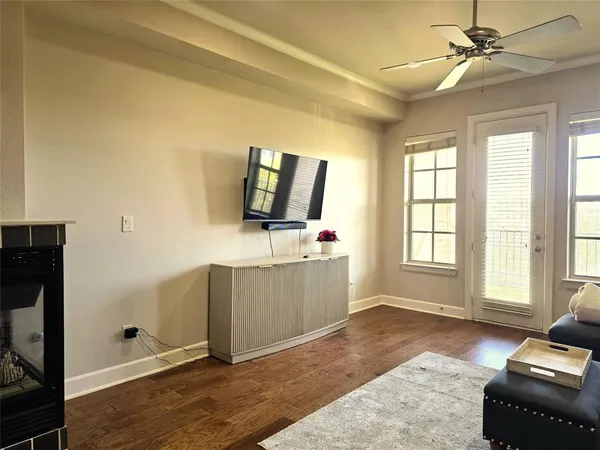 $3,150 | 2800 Sandage Avenue, Unit 206, Fort Worth, TX 76109