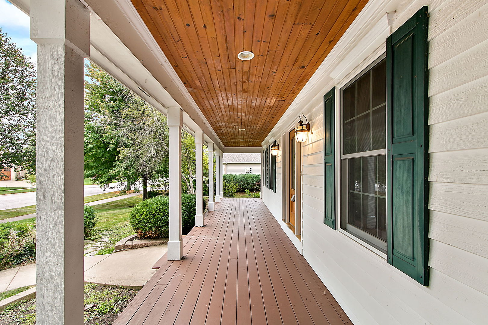 920 Merrill New Road Sugar Grove, IL 60554 - Photo 2 of 18 a view of porch with wooden floor and outdoor space