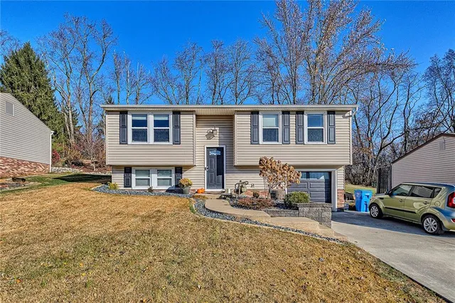 $225,000 | 1975 Tara Drive, North Huntingdon, PA 15642