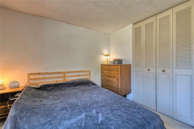 $225,000 | 1975 Tara Drive, North Huntingdon, PA 15642