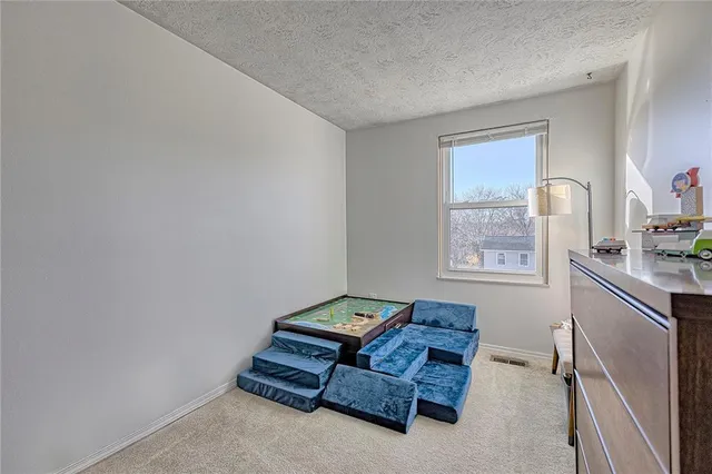 $225,000 | 1975 Tara Drive, North Huntingdon, PA 15642