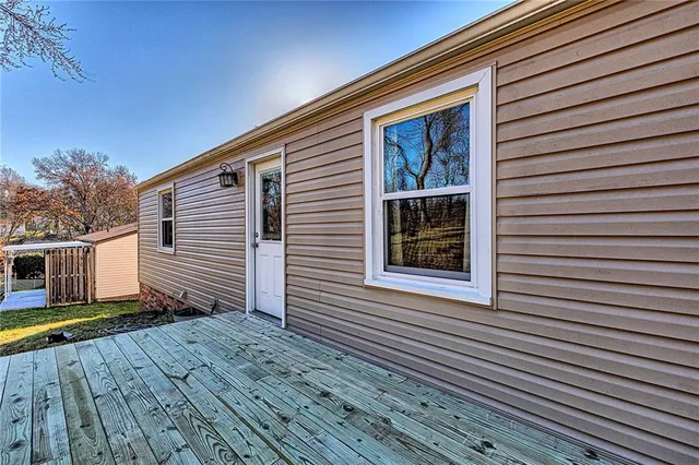 $225,000 | 1975 Tara Drive, North Huntingdon, PA 15642