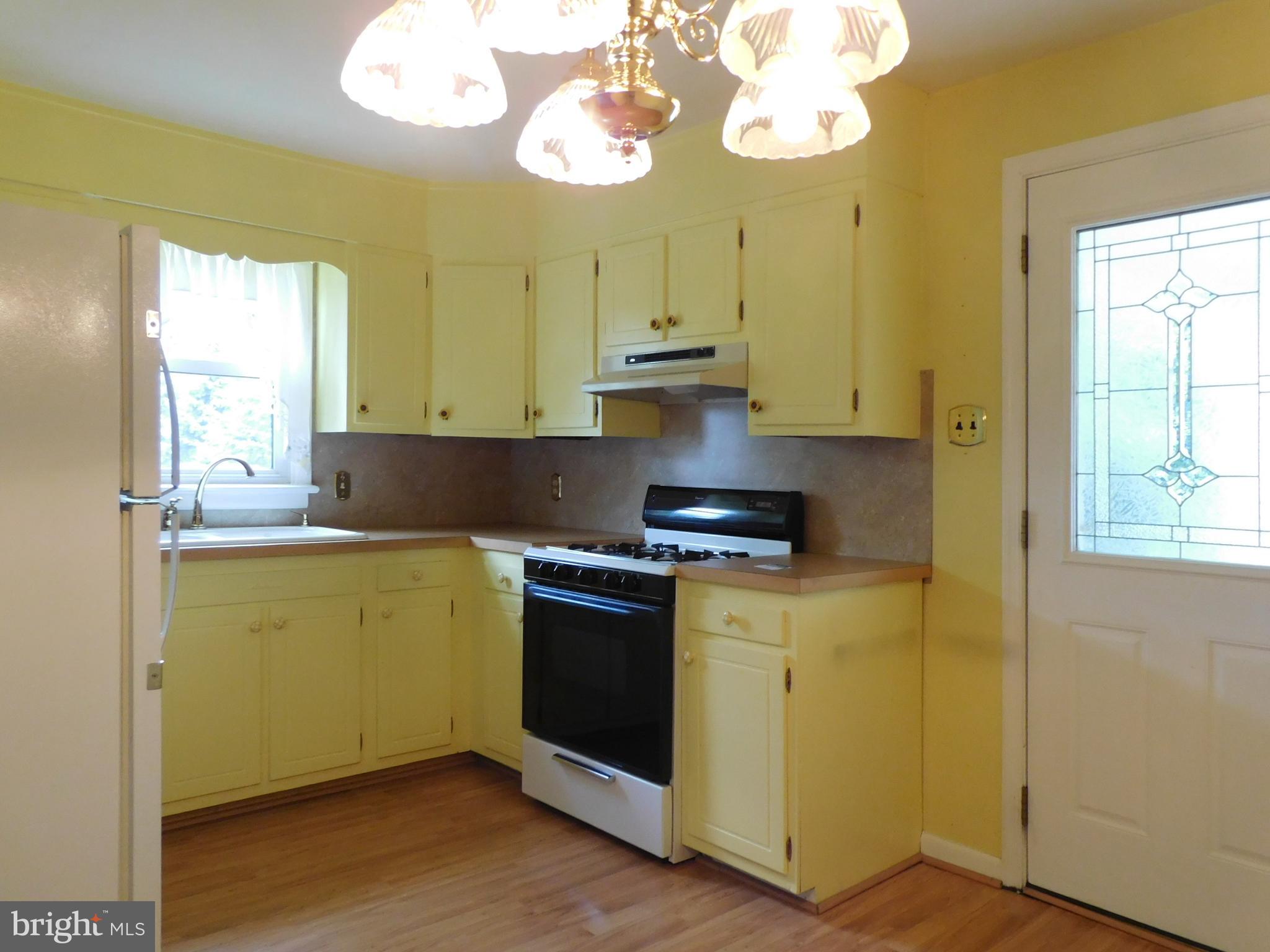 419 Lippincott Avenue Riverside, NJ 08075 - Photo 13 of 35 Kitchen