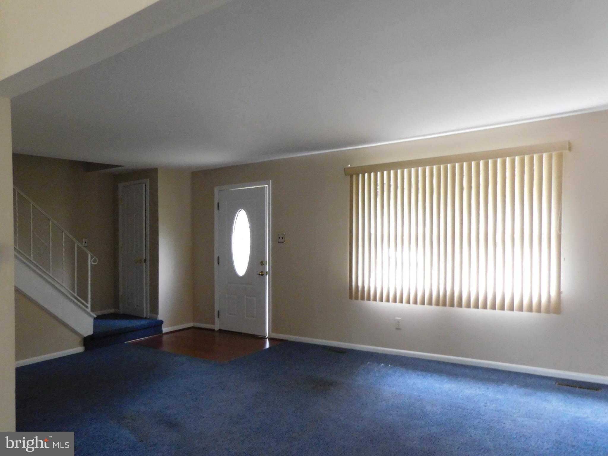 419 Lippincott Avenue Riverside, NJ 08075 - Photo 5 of 35 Living Room