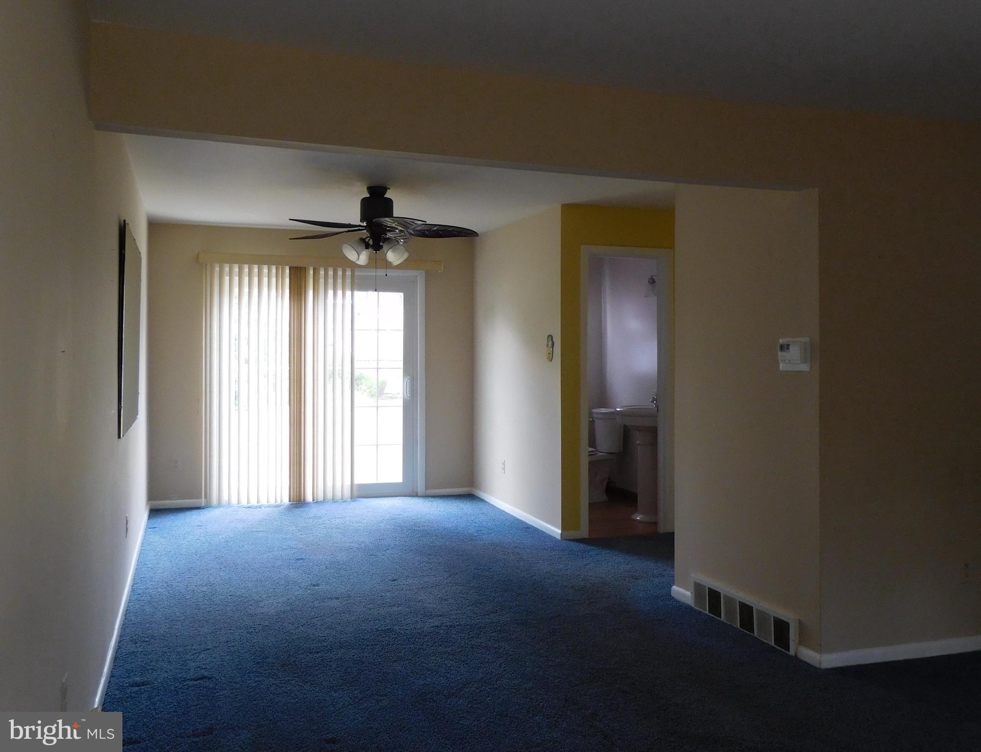 419 Lippincott Avenue Riverside, NJ 08075 - Photo 8 of 35 Dining Area