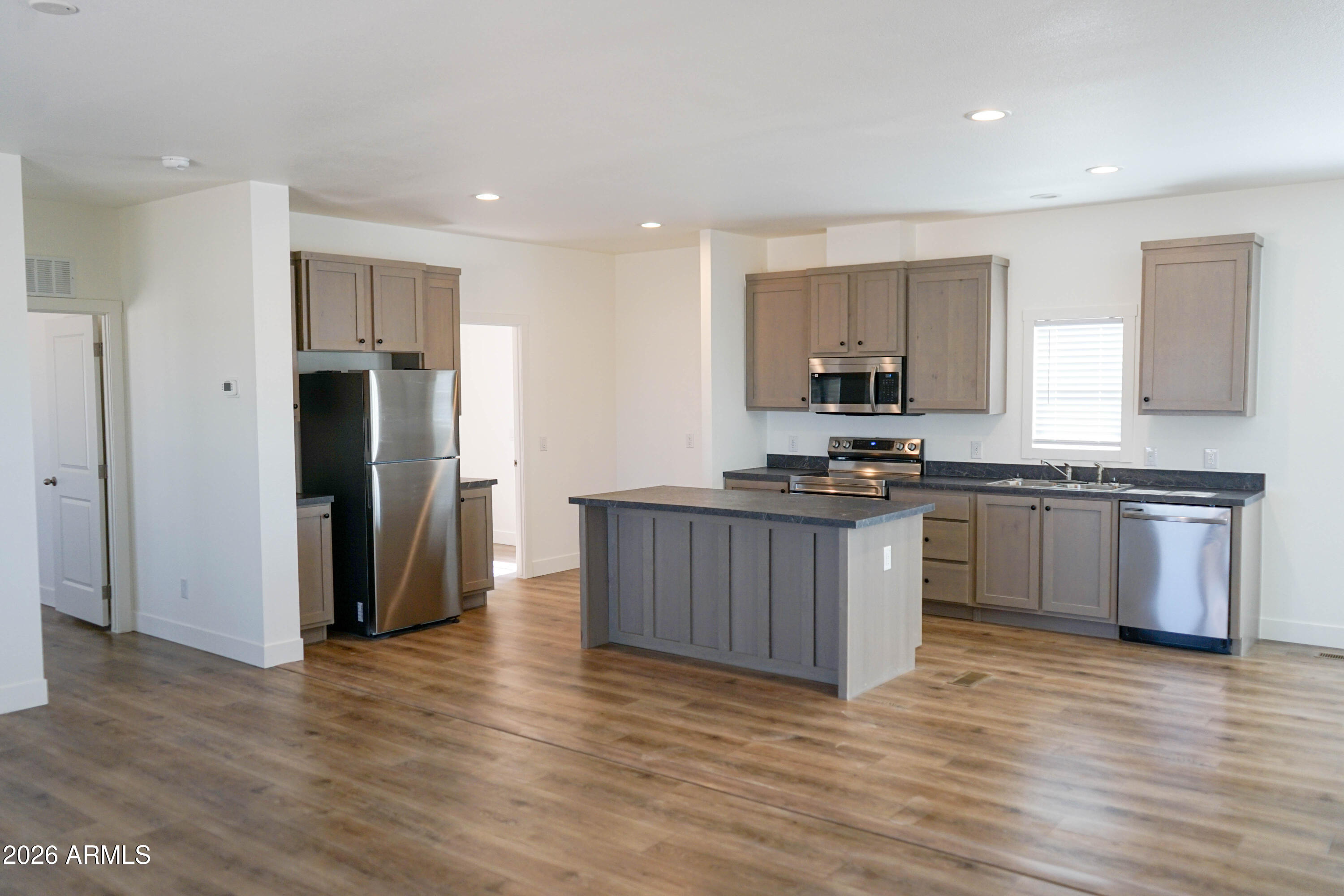 1296 North Ruby Road Maricopa, AZ 85139 - Photo 6 of 34