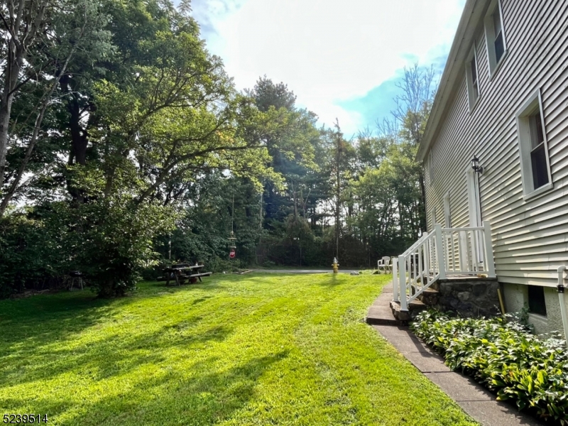 96 Burnet Road Florham Park, NJ 07940 - Photo 11 of 12 Gallery Image 11